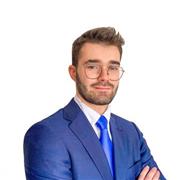 Enseño inglés a personas de todas las edades, desde niños a adultos. Enseñanza muy metódica con resultados en muy poco tiempo